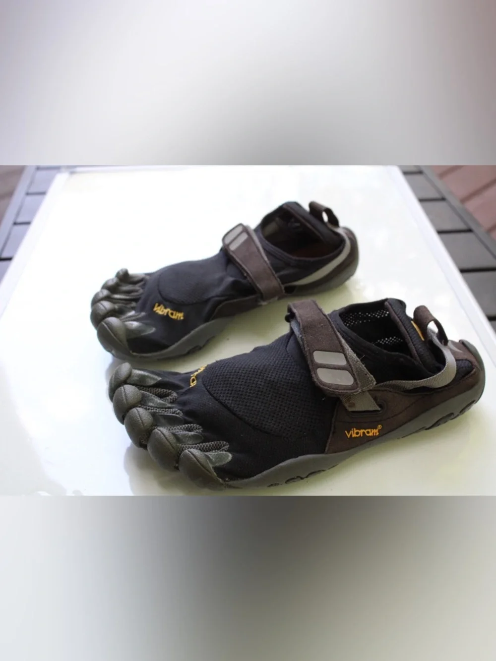 Vibram five fingers men’s shoes